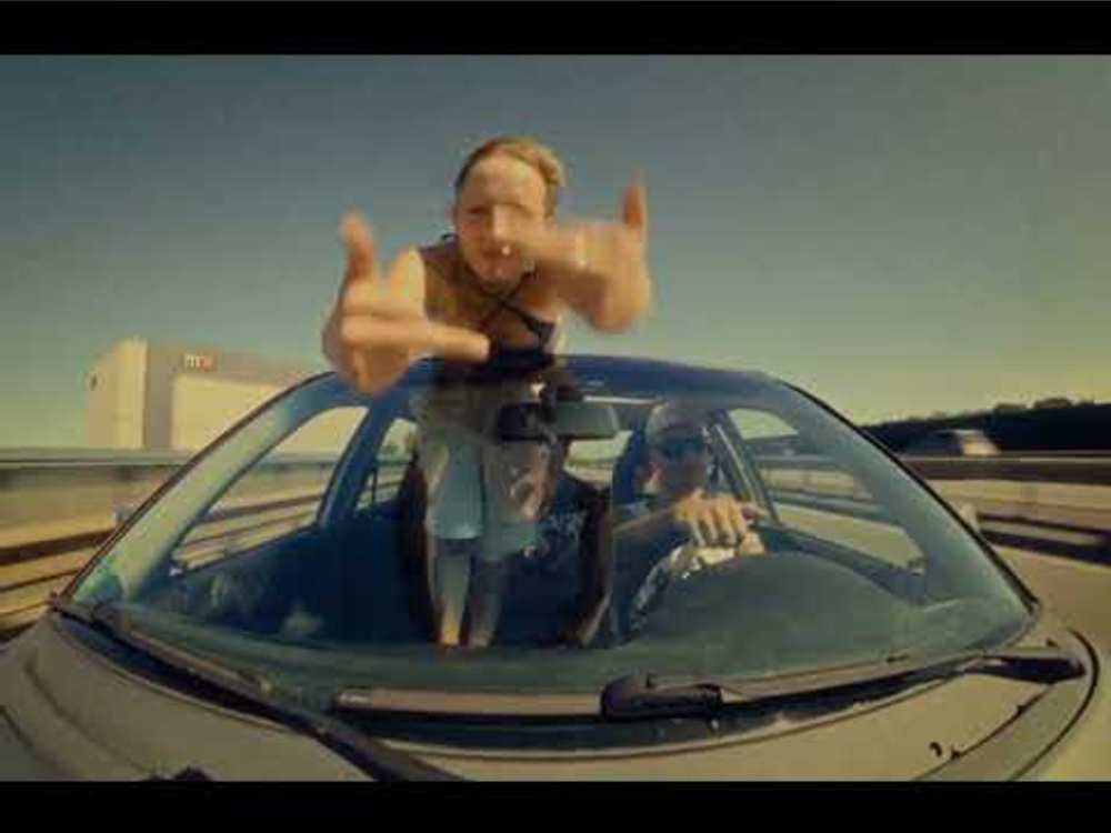 AUF ZELLE prod. by Uncle F (Official Video)