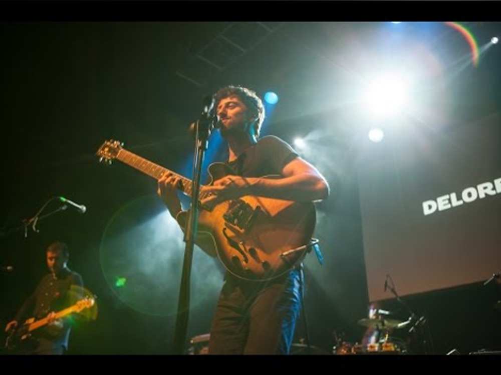 Delorentos (ft Ham Sandwich) - Dancing in the Dark