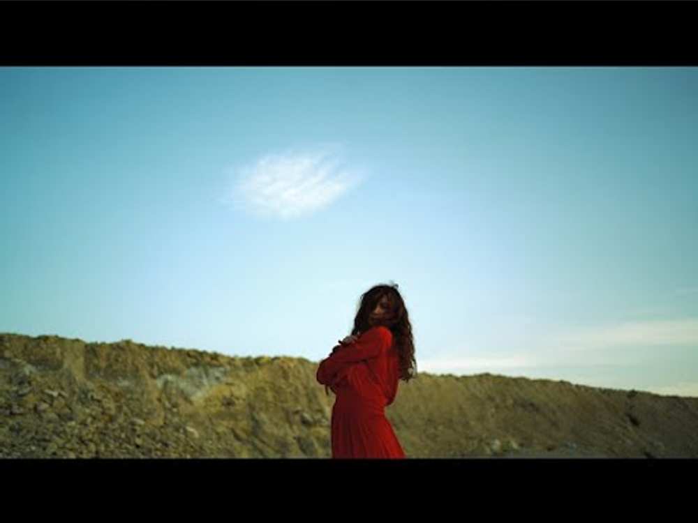 Siri Neel: I Bet You know (Official video)